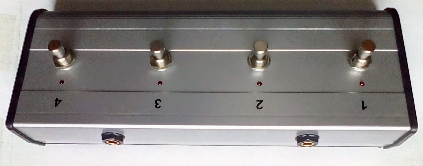 SoundKing AL 204W