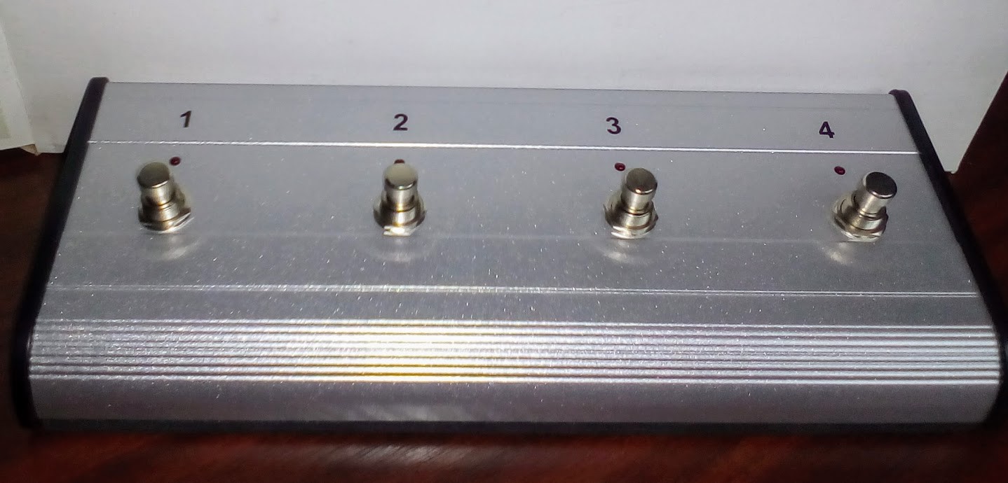 SoundKing AL 204W