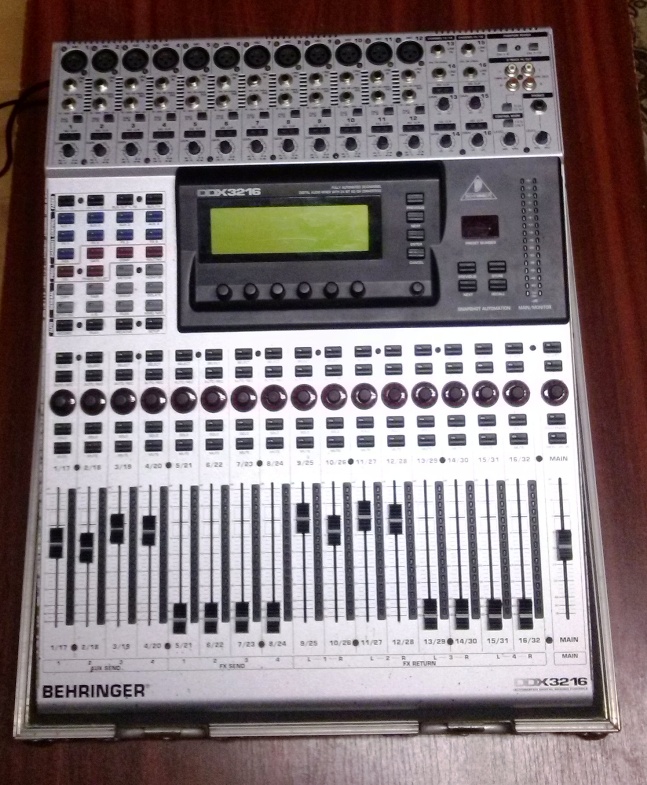 Behringer DDX 3216