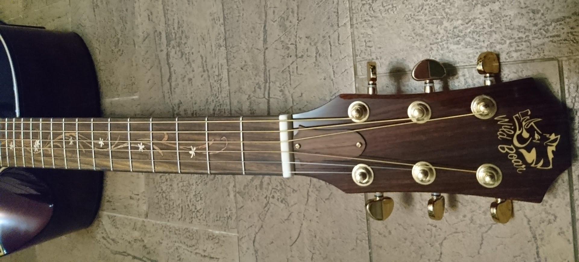 WILD BOAR DLX SUNBURST