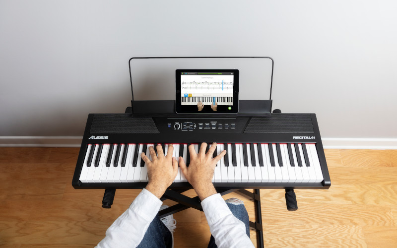Alesis Recital 61