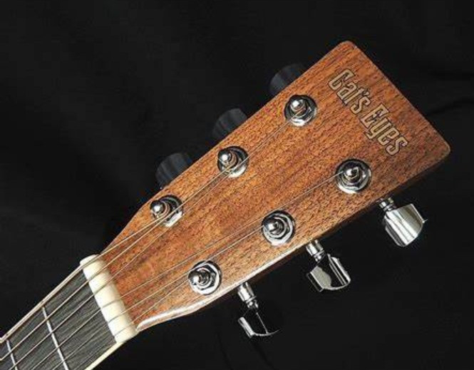 Tokai CE28 ST